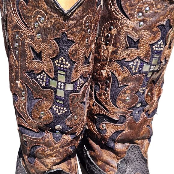 VTG CORRAL BOOT SZ 6 WOMEN WESTERN CRYSTAL CROSS STUDDED JEWELED COWBOY FESTIVAL - Picture 7 of 8